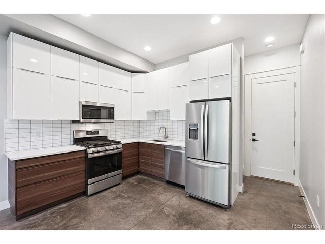 3124 N Gilpin St, Denver, CO 80205