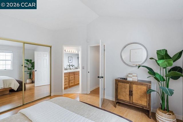 208 Commodore Dr, Richmond, CA 94804