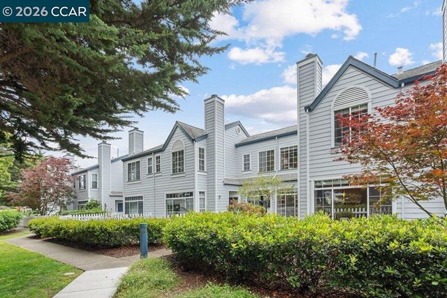 208 Commodore Dr, Richmond, CA 94804