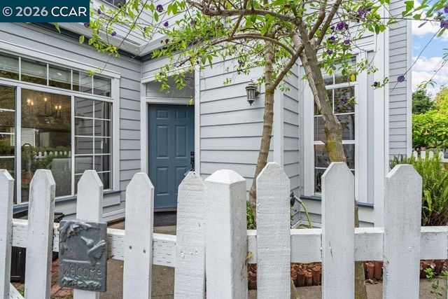 208 Commodore Dr, Richmond, CA 94804