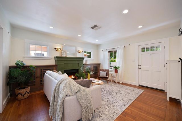 2232 Gerber Ave, Sacramento, CA 95817