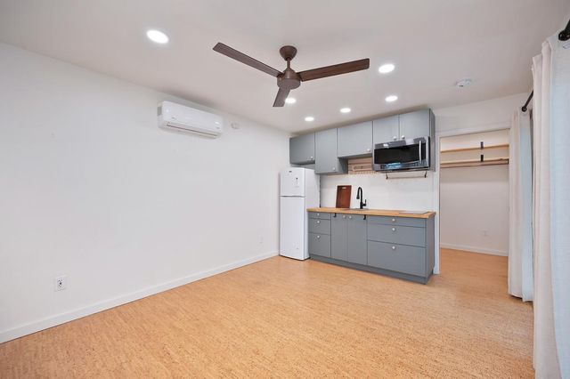 2232 Gerber Ave, Sacramento, CA 95817