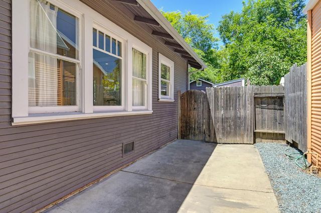 2232 Gerber Ave, Sacramento, CA 95817