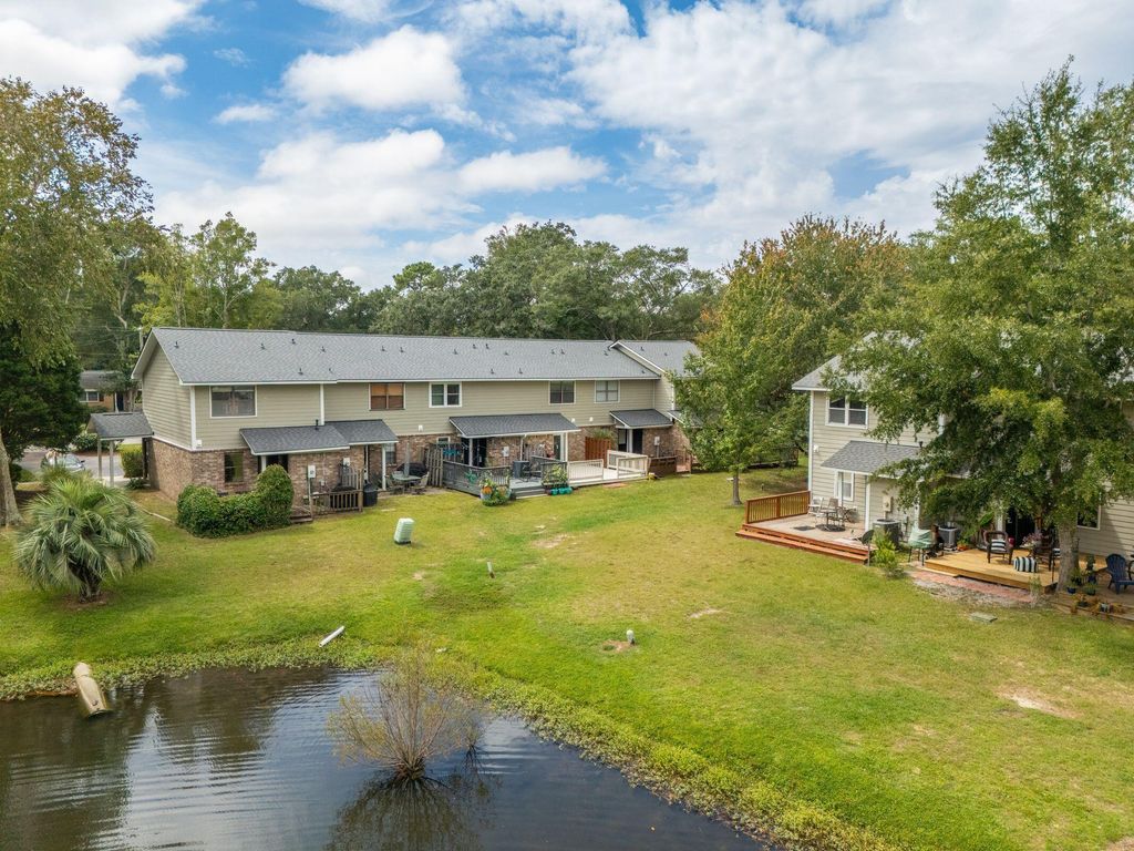 1192 Julian Clark Road, Charleston, SC 29412