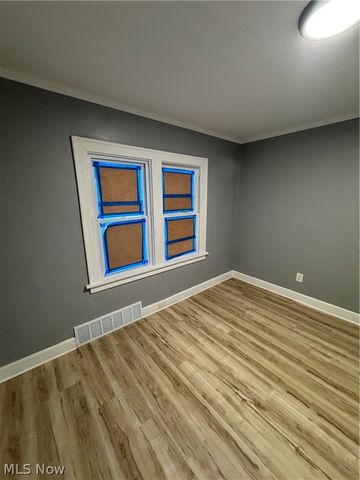 10502 Miles Avenue, Cleveland, OH 44105