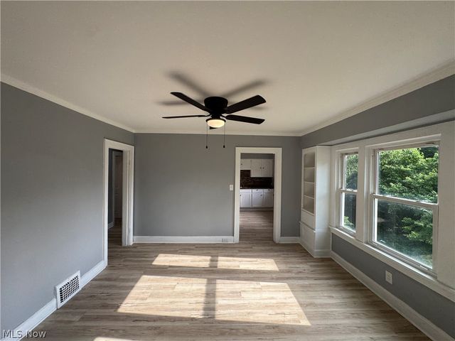 10502 Miles Avenue, Cleveland, OH 44105