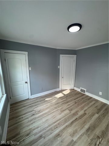 10502 Miles Avenue, Cleveland, OH 44105