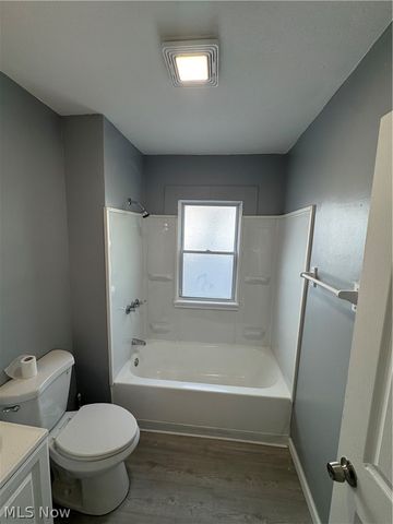 10502 Miles Avenue, Cleveland, OH 44105