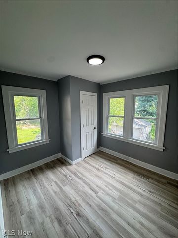 10502 Miles Avenue, Cleveland, OH 44105