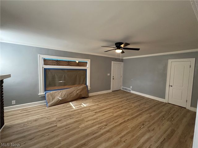 10502 Miles Avenue, Cleveland, OH 44105