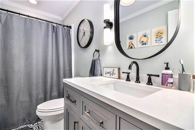 12919 Sikkema Drive, Grand Haven, MI 49417