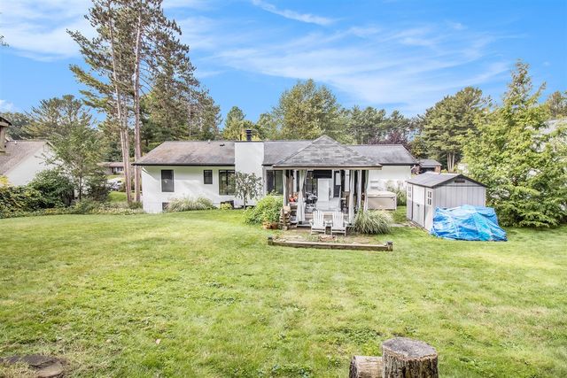 12919 Sikkema Drive, Grand Haven, MI 49417