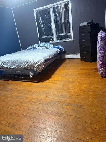 28 W ALMOND ST, Vineland, NJ 08360