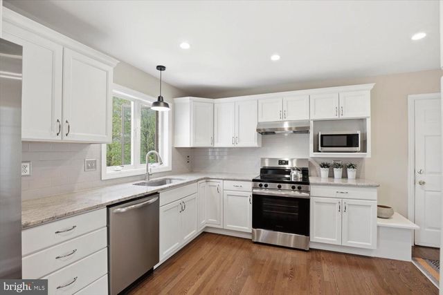 413 GLENBROOK CT, Lancaster, PA 17603