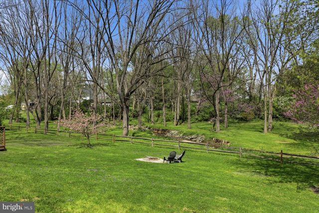 413 GLENBROOK CT, Lancaster, PA 17603