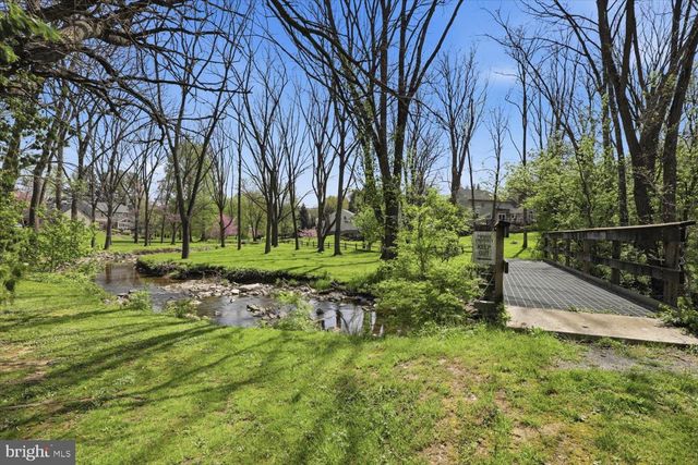 413 GLENBROOK CT, Lancaster, PA 17603