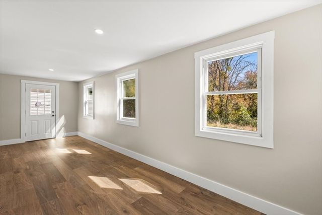 146 Miller St, Middleboro, MA 02346