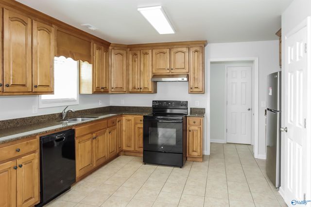 114 Bent Saddle Street, Harvest, AL 35749