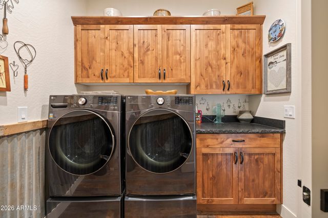 1399 E Western Way, Paulden, AZ 86334
