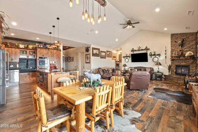 1399 E Western Way, Paulden, AZ 86334