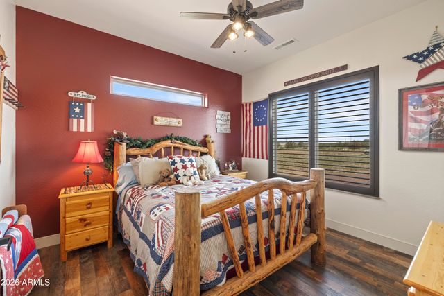 1399 E Western Way, Paulden, AZ 86334