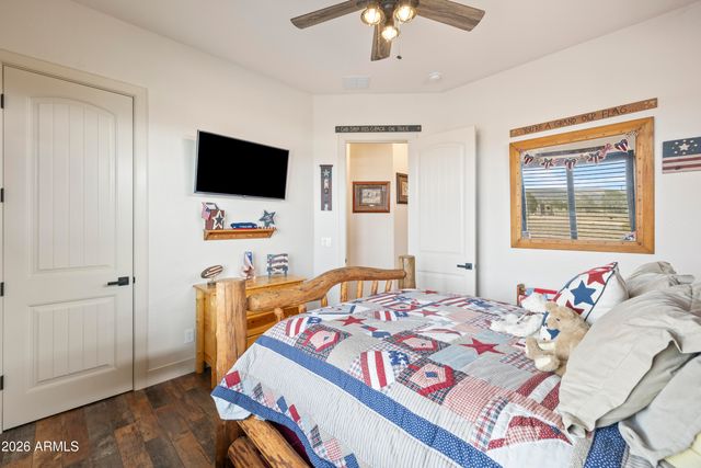 1399 E Western Way, Paulden, AZ 86334