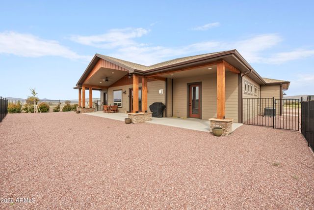 1399 E Western Way, Paulden, AZ 86334