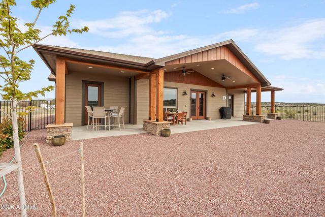 1399 E Western Way, Paulden, AZ 86334