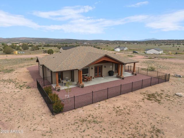 1399 E Western Way, Paulden, AZ 86334