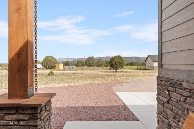 1399 E Western Way, Paulden, AZ 86334