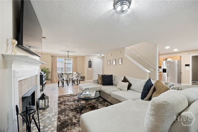 2 Willow Lakes Drive, Savannah, GA 31419