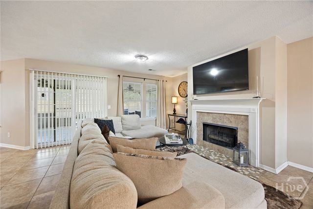 2 Willow Lakes Drive, Savannah, GA 31419