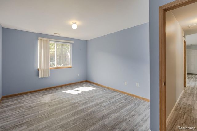 2154 Frazho Road, Warren, MI 48091