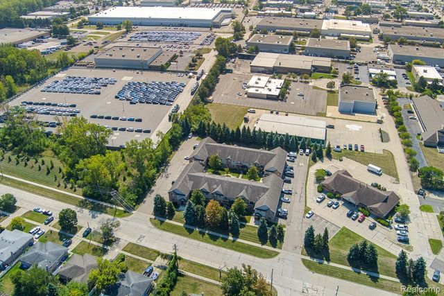 2154 Frazho Road, Warren, MI 48091