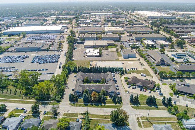 2154 Frazho Road, Warren, MI 48091