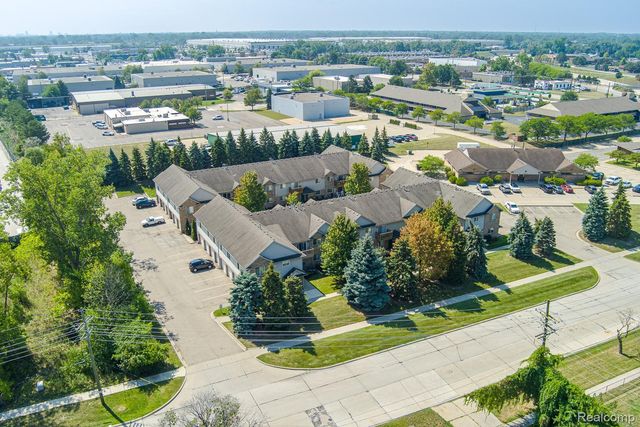 2154 Frazho Road, Warren, MI 48091