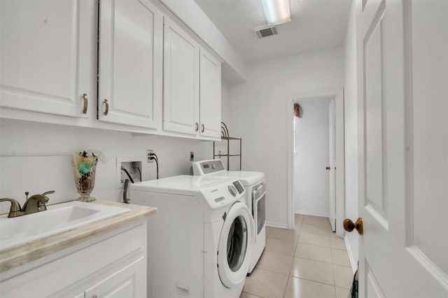 1406 Kelliwood Oaks Drive, Katy, TX 77450