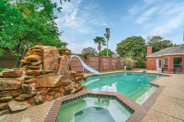 1406 Kelliwood Oaks Drive, Katy, TX 77450