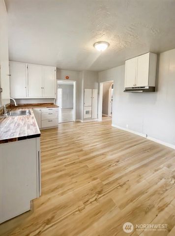 518 California Avenue, South Bend, WA 98586