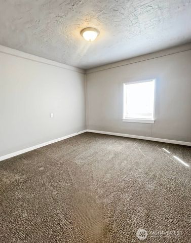 518 California Avenue, South Bend, WA 98586