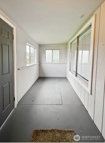 518 California Avenue, South Bend, WA 98586