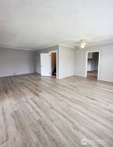 518 California Avenue, South Bend, WA 98586