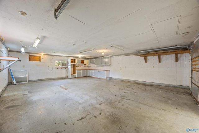 817 Mira Vista Drive SE, Huntsville, AL 35802