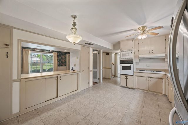 817 Mira Vista Drive SE, Huntsville, AL 35802