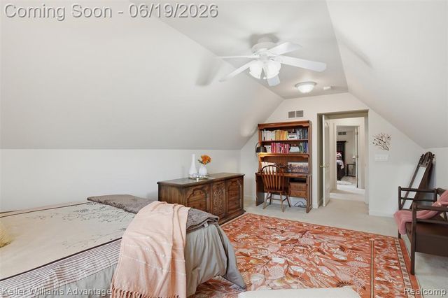 49354 Peninsular Drive, Belleville, MI 48111