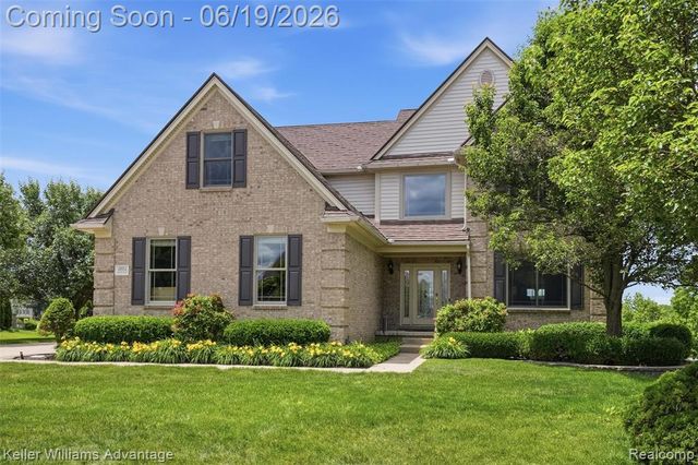49354 Peninsular Drive, Belleville, MI 48111