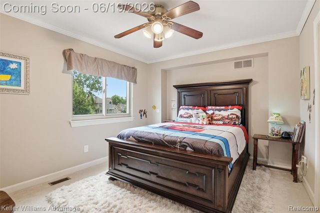 49354 Peninsular Drive, Belleville, MI 48111