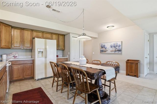 49354 Peninsular Drive, Belleville, MI 48111