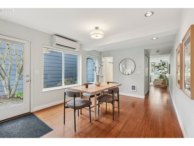 3904 Se 16TH Ave, Portland, OR 97202