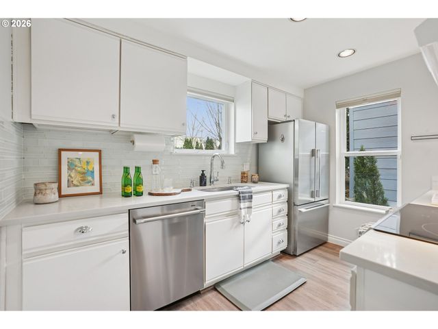 3904 Se 16TH Ave, Portland, OR 97202